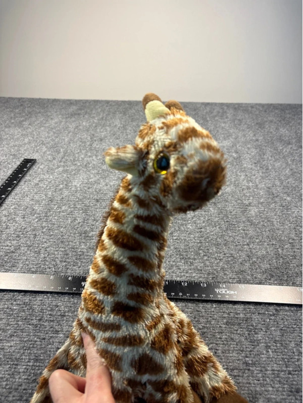5555L Plush TY giraffe